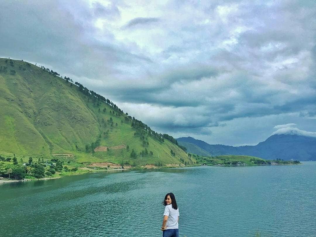 Tempat Wisata Di Danau Toba Yang Harus Dikunjungi Telusuri Nusantara 